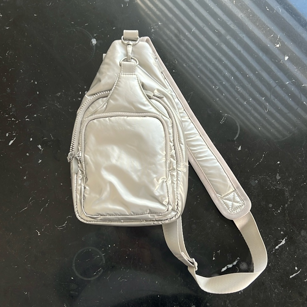 Baggalini Central Park Sling in Platinum Puff NEW